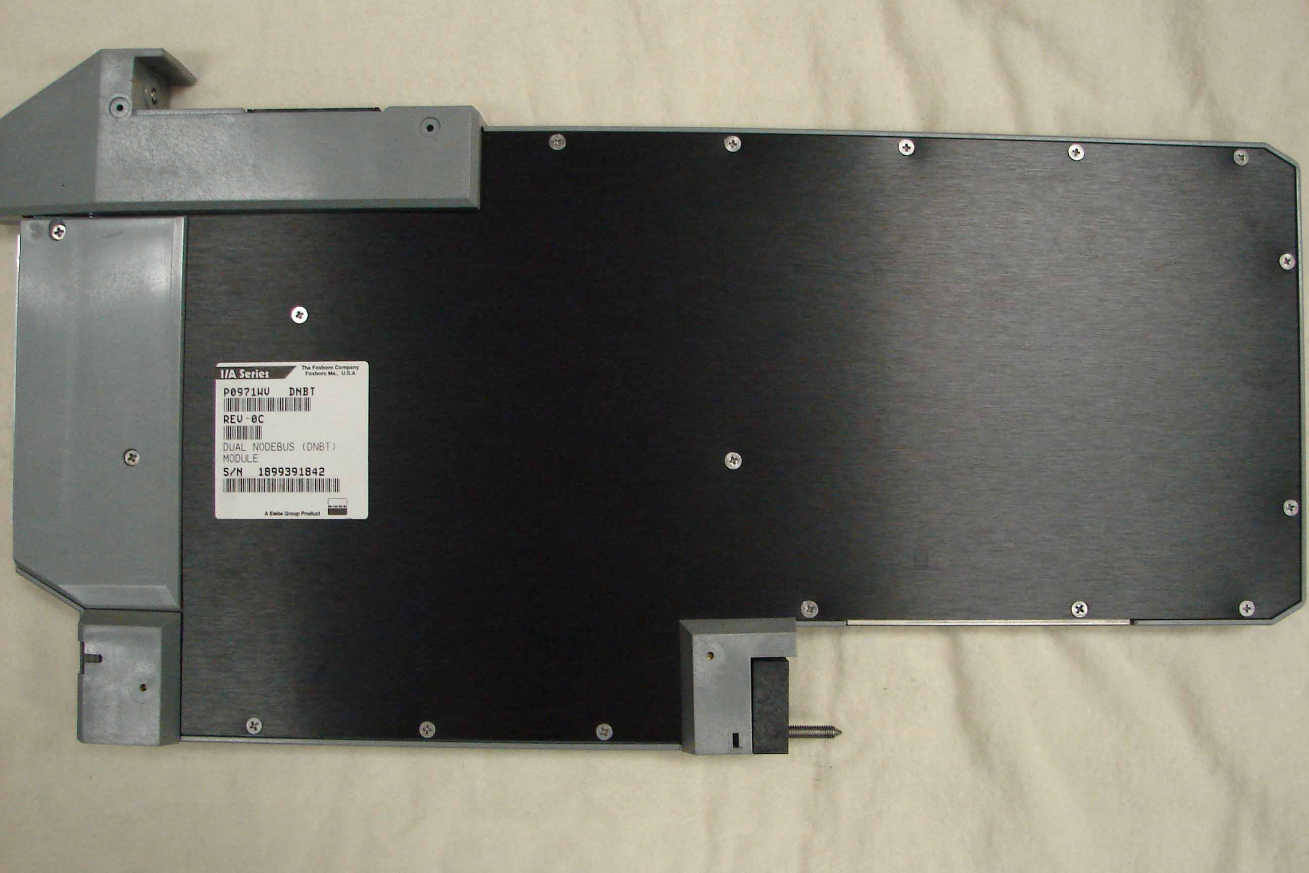 FBM01模块 P0400DA 8通道0-20mA输入 FBM02模块 P0400YC 8通道热电偶/mV输入 FBM03模块 P0400YD 8通道TRD输入 FBM04模块 P0400YE 4通道0-20mA输入/4通道0-20mA输出 FBM05模块 P0400YF 4通道0-20mA冗余输入/4通道0-20mA冗余输出 FBM06模块 P0400YG 4通道脉冲输入/4通道0-20mA输入出 FBM07模块 CM400YH 16通道触点DC输入 FBM09模块 CM400YK 8通道触点DC输入/